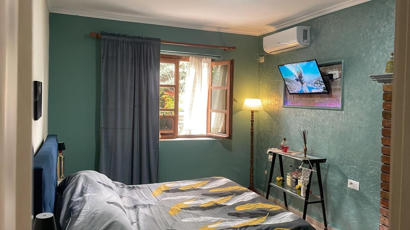 Central Cozy Apartment Old Train Station Tirana Extérieur photo